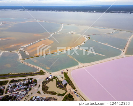 las coloradas pink salines aerial view panorama landscape yucatan mexico 124412533