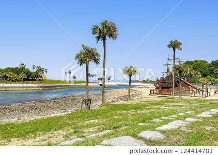 Sunny Tanoura beach and Beppu city area Sunny Tanoura beach and Beppu city area 124414781