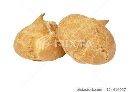 Cake cream puff with custard cream isolated on white background 124416057