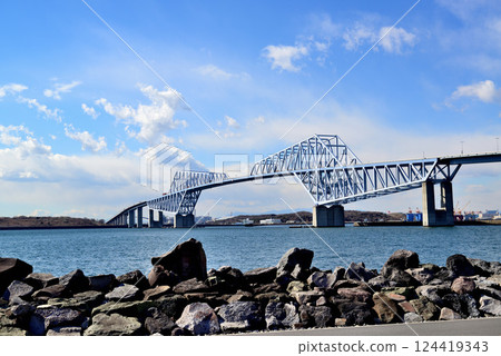 冬季的東京京門大橋 藍天風景 124419343