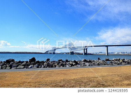 冬季的東京京門大橋 藍天風景 124419395