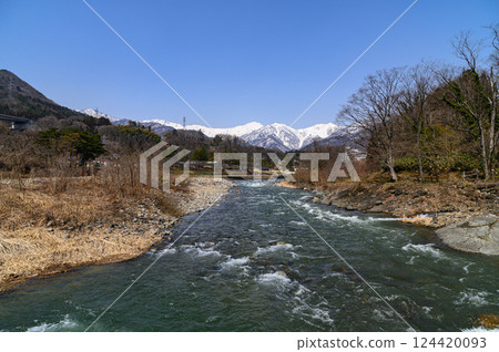Minakami Town, Tone River and Mt. Tanigawa in winter (Eight Views of Mt. Tanigawa) Minakami Town, Tone River and Mt. Tanigawa in winter (Eight Views of Mt. Tanigawa) 124420093