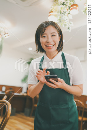 female, females, woman 124422955