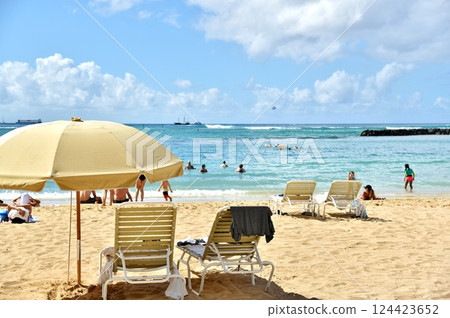 Holidays in Hawaii 124423652