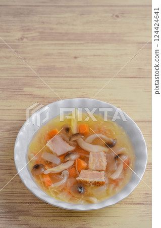 培根蔬菜湯 124424641