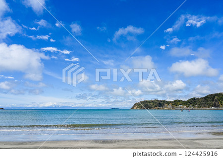 Zushi Beach Zushi Beach 124425916