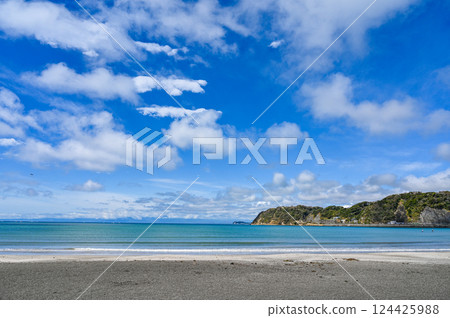 Zushi Beach Zushi Beach 124425988