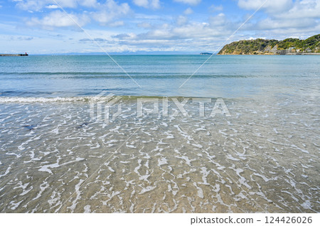 Zushi Beach 124426026