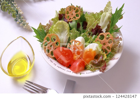 Mixed salad Mixed salad 124428147