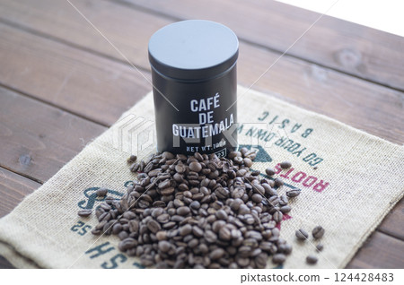Fragrant coffee roasted beans Fragrant coffee roasted beans 124428483