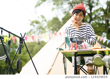 I love camping 124429659