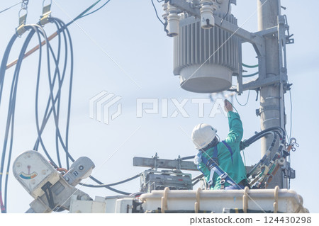 Power line work Power distribution construction Power line work Power distribution construction 124430298