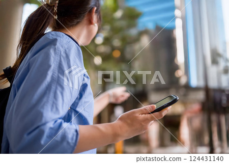 一個女人出去 124431140