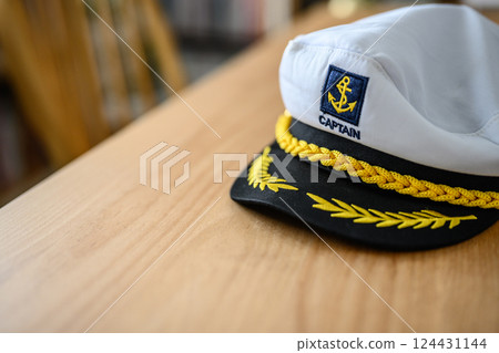 Captain's hat 124431144