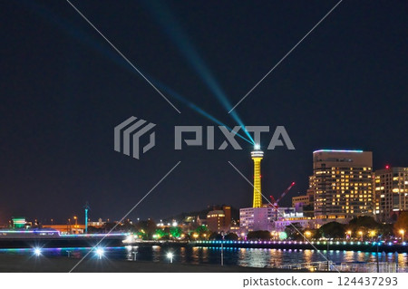 Winter: Yellow-lit up Marine Tower as seen from Osanbashi Pier in Yokohama Port 124437293