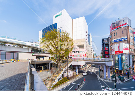 立川站南口的新綠 立川站南口的新綠 124444078