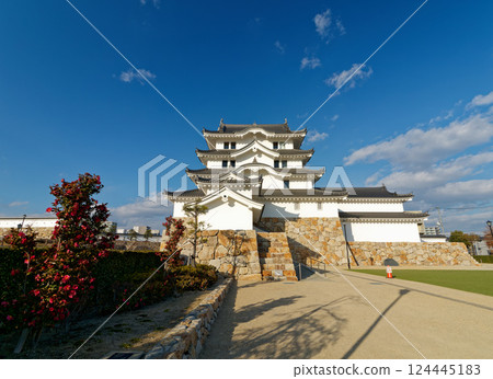 兵庫縣尼崎市藍天下的尼崎城公園 124445183