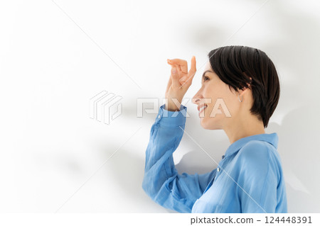 Woman, Sunlight, Beauty, Dazzling 124448391