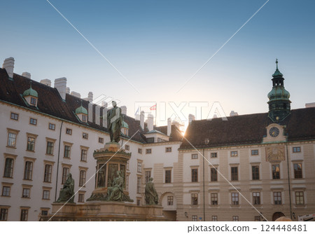 Summer trip to Vienna: exploring city beauty 124448481