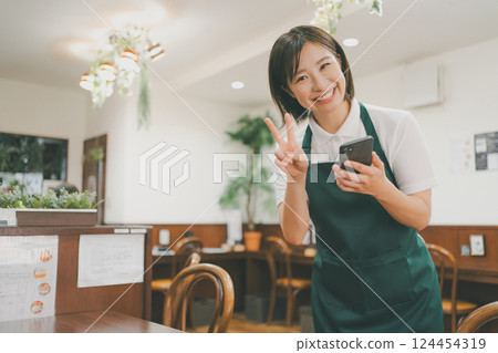 女生 女孩 女性 124454319