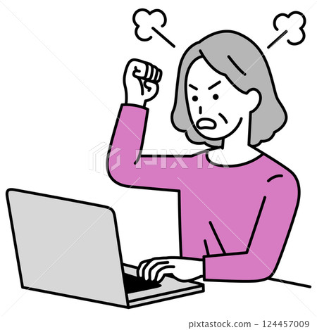憤怒的老年婦女看著筆記型電腦螢幕 124457009