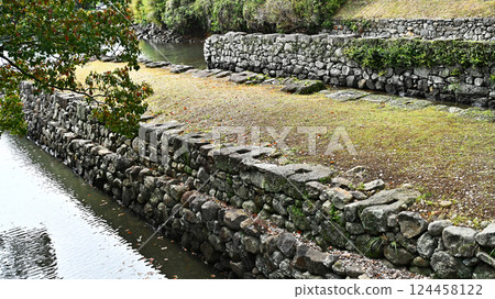 大村藩船倉遺址（長崎縣大村市：串島城的船倉） 124458122