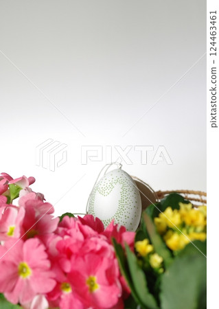 復活節彩蛋和鮮花 復活節彩蛋和鮮花 124463461