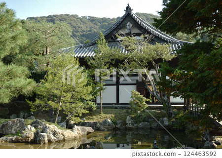 Kodaiji Temple: Engetsuchi Pond and Kaisando Hall [Important Cultural Property] 124463592