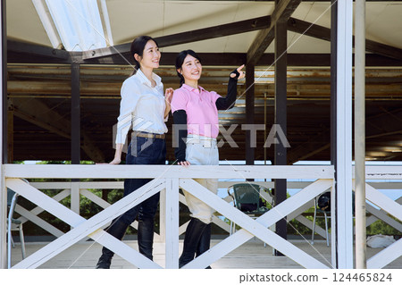 騎馬俱樂部（女子） 124465824