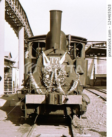 1969 - Steam locomotive Klaus No. 17's farewell run - Photo archive - Yokohama - Takashima freight line siding - Kanagawa Prefecture 1969 - Steam locomotive Klaus No. 17's farewell run - Photo archive - Yokohama - Takashima freight line siding - Kanagawa Prefecture 124465928