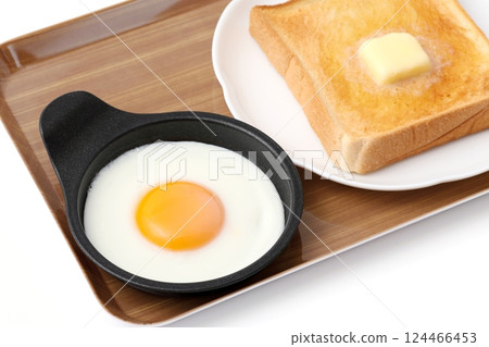 Fried egg Fried egg 124466453