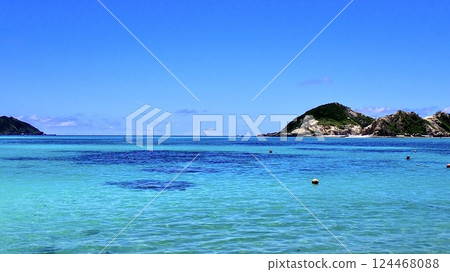 Aharen Beach on Tokashiki Island, Okinawa Prefecture Aharen Beach on Tokashiki Island, Okinawa Prefecture 124468088