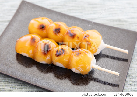 Mitarashi dumpling Mitarashi dumpling 124469003