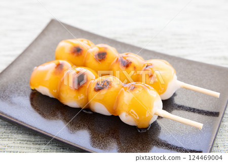 Mitarashi dumpling Mitarashi dumpling 124469004