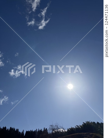 Spring blue sky 124471136