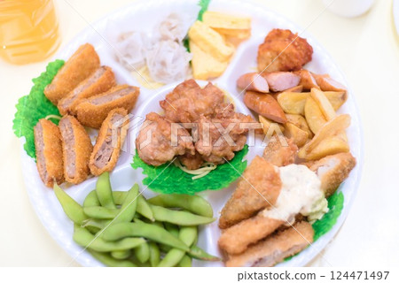 Party hors d'oeuvres Party hors d'oeuvres 124471497