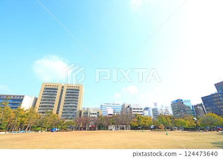 香川縣高松市高松市政廳風景 124473640