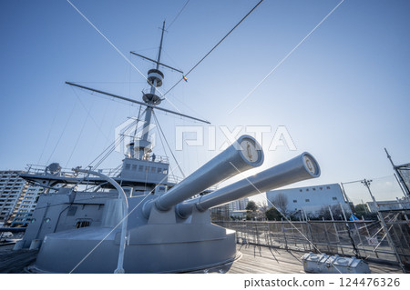 Memorial ship Mikasa main gun Memorial ship Mikasa main gun 124476326