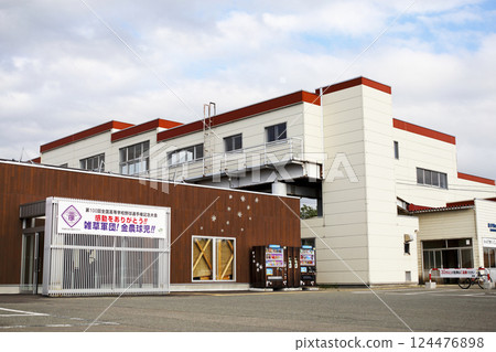 日本當地城鎮景觀 JR東日本追分站大樓 124476898