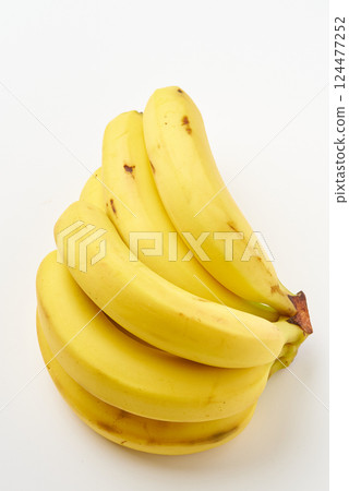 Bunch of bananas 124477252