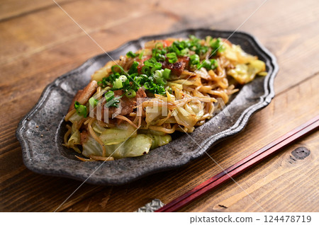 Fried noodles with green onions and salt Fried noodles with green onions and salt 124478719
