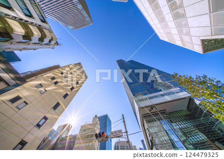 Tokyo cityscape in Japan, including Toranomon 3-Chome and Toranomon Hills Station Tower (Toranomon Hills Station) Tokyo cityscape in Japan, including Toranomon 3-Chome and Toranomon Hills Station Tower (Toranomon Hills Station) 124479325