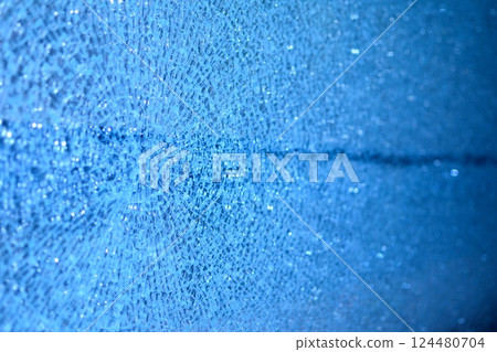 破碎的玻璃放射狀圖案和火花 124480704