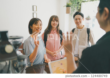 咖啡館 咖啡廳 cafe 124480749