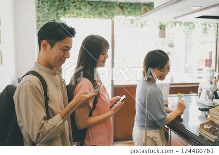 咖啡館 咖啡廳 cafe 124480761