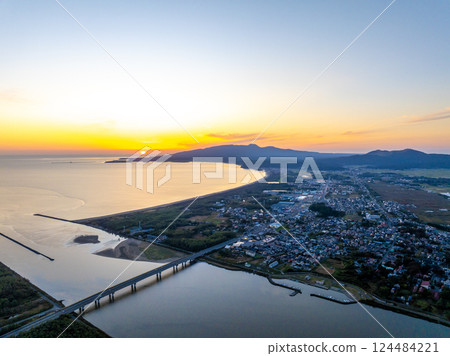 Oga Ohashi Bridge at sunset, Oga Peninsula (Oga City, Akita Prefecture) Oga Ohashi Bridge at sunset, Oga Peninsula (Oga City, Akita Prefecture) 124484221