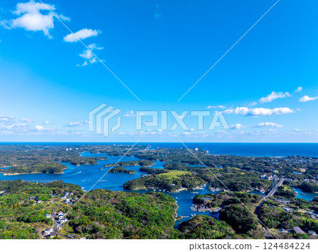 志摩圓山大橋和英虞灣（三重縣志摩市） 124484224