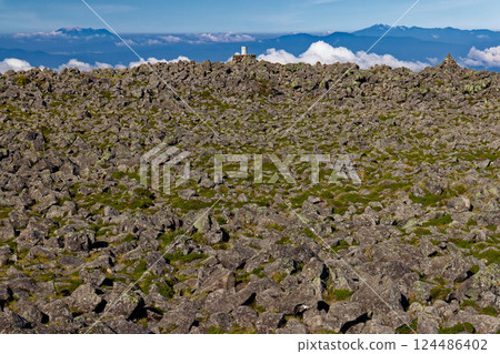 Mt. Ontake and Mt. Norikura seen from the summit of Mt. Tateshina in the Yatsugatake Mountain Range 124486402