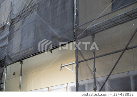 Scaffolding of outer wall painting Scaffolding of outer wall painting 124488032