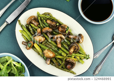 Freshly Grilled Young Asparagus. Freshly Grilled Young Asparagus. 124488991